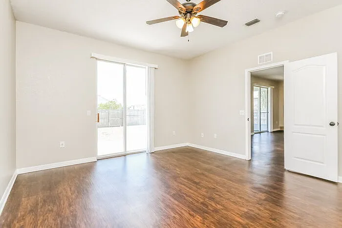 1209 Lake Loop — Photo 11