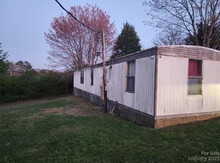 2321 Jack London St, Hickory, NC 28601