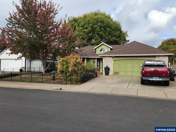 3117 20th Ave SE, Albany, OR 97322