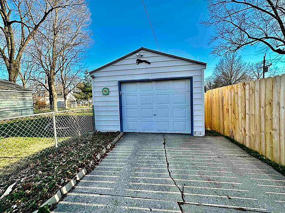 4th image of 1904 Glenwood Ave