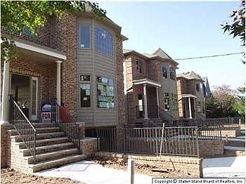 1st image of 458 Jefferson Ave