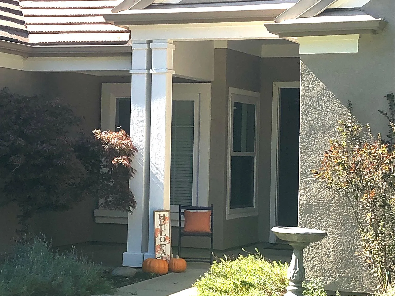 9480 Swan Lake Dr — Photo 2