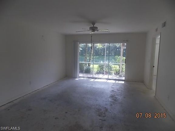5th image of 289 Robin Hood Cir Unit 104