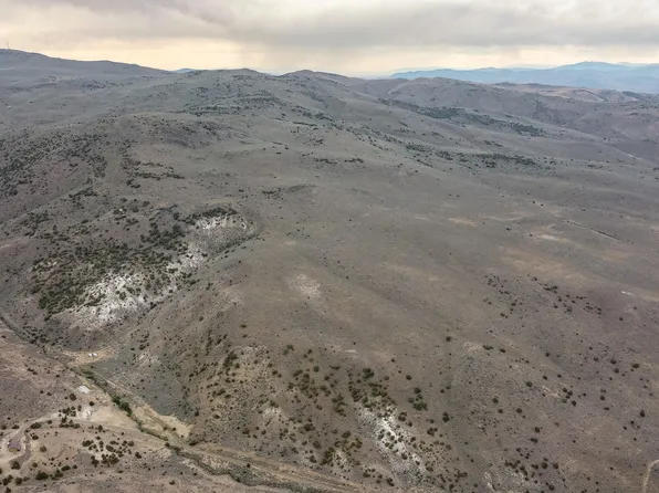705 Pah Rah Springs Rd, Reno, NV 89510
