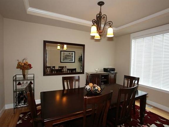 3rd image of 1367 Sunrise Vista Ln SW