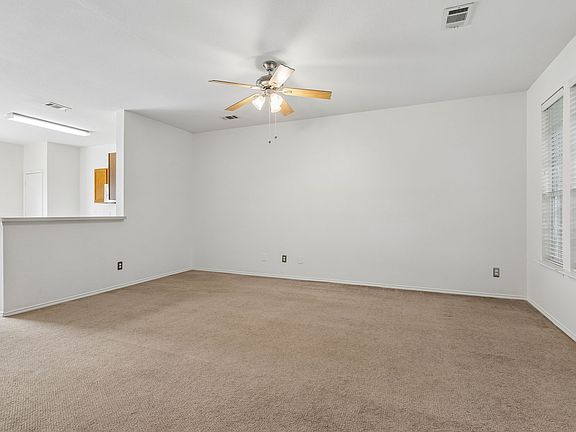 5th image of 5116 Meridian Ln