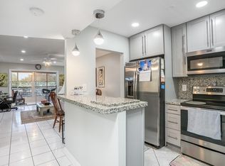 9001 Sunrise Lakes Blvd APT 301, Sunrise, FL 33322
