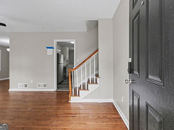 5th image of 1489 Pine Dr