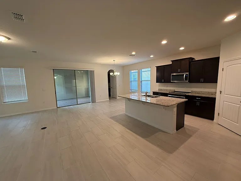 15872 Moonlight Bay St — Photo 7