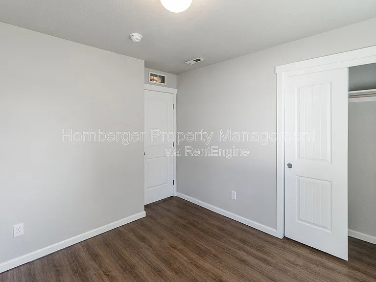 9105 W Red St — Photo 10