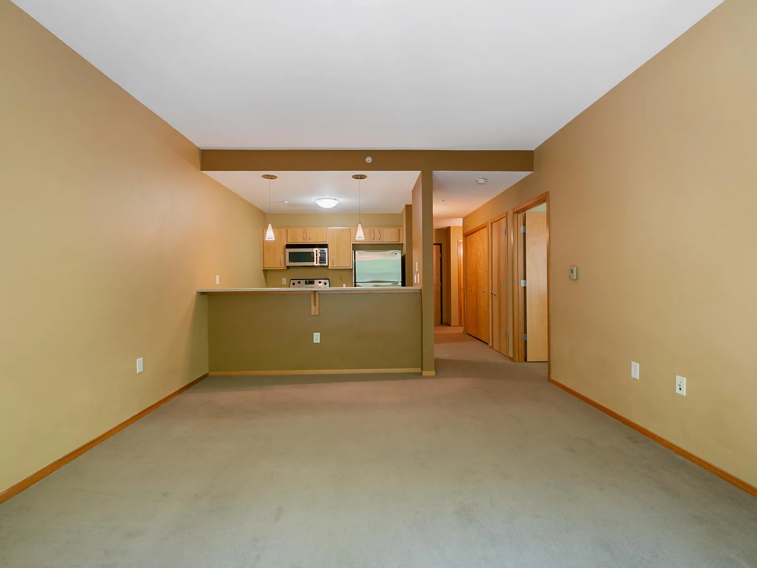 1 bed, 735 sqft, $1,530 — Photo 4