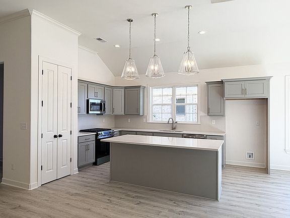 Kitchen 1