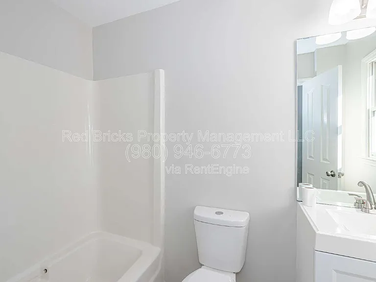 4709 Morning Dew Ct — Photo 31