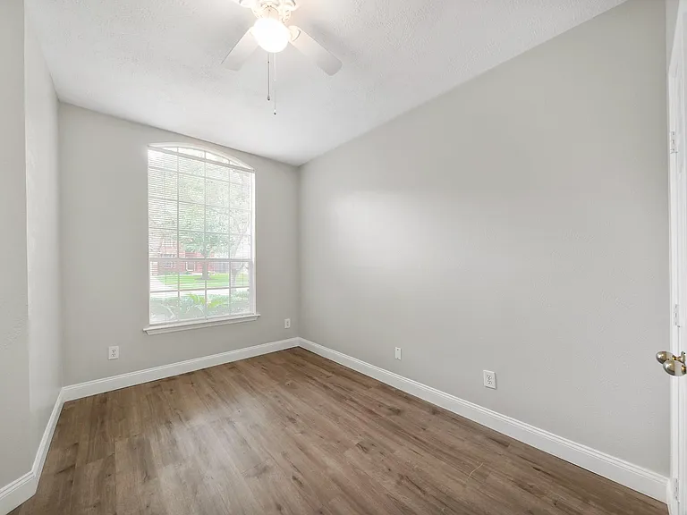 4414 Casey Cir — Photo 11