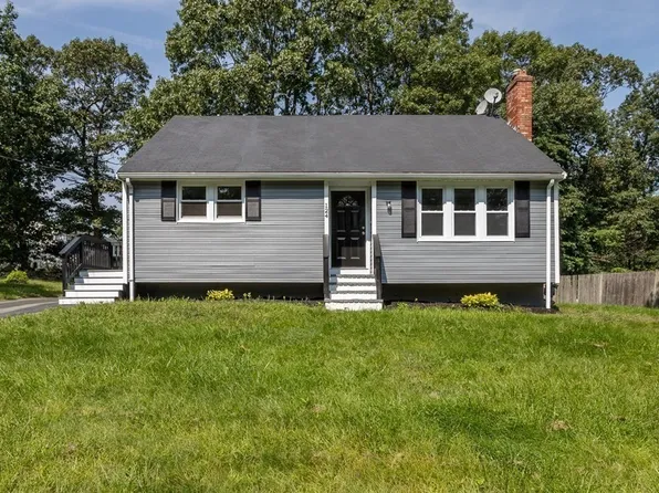 124 Dixon Rd, Brockton, MA 02302