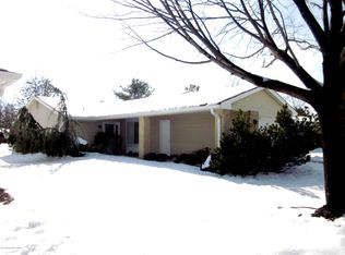 816 Deal Rd #A, Monroe Township, NJ 08831