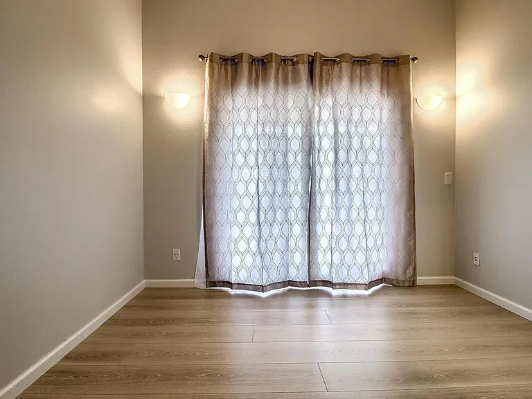 170 S Jackson St #203 — Photo 26