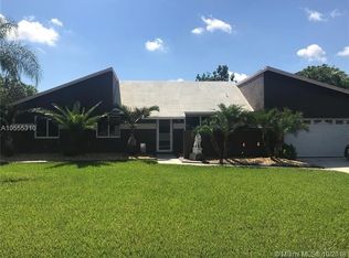 12930 SW 190th St, Miami, FL 33177