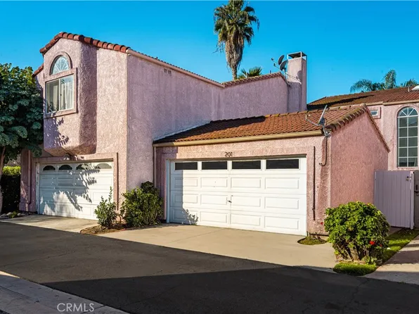 201 Racquet Club Dr, Compton, CA 90220