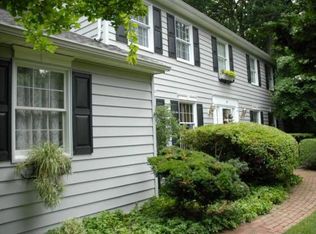 18 Beechtree Ln, Plainsboro, NJ 08536