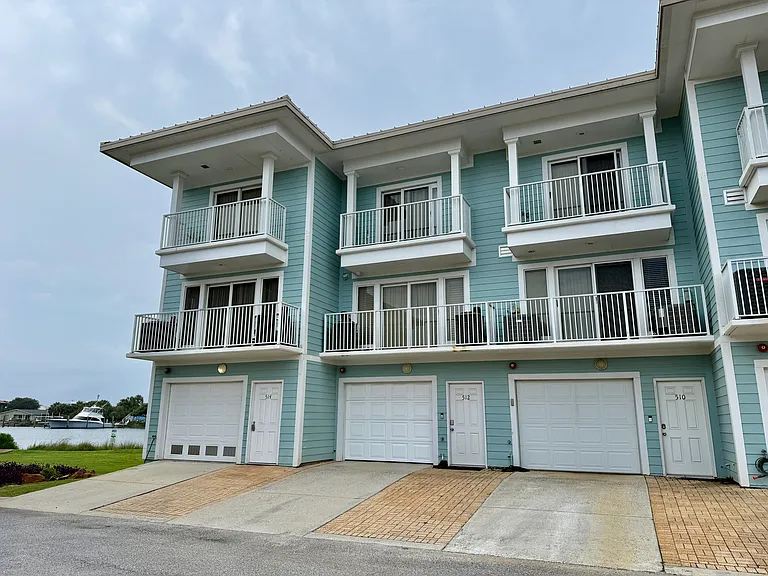 510 Fort Pickens Rd — Photo 32
