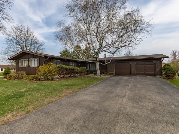 420 Margaret St, Atkinson, IL 61235