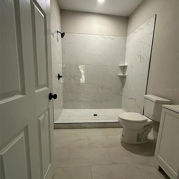 13647 NE 141st Dr — Photo 14