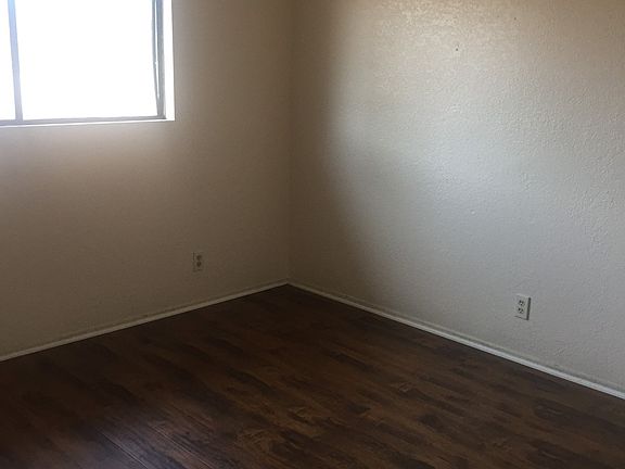 Bedroom 11.5' x 10.5'