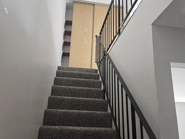 The Brigadoon 4210 NE Cully Blvd, 4210 NE Cully Blvd APT 7, Portland, OR 97218