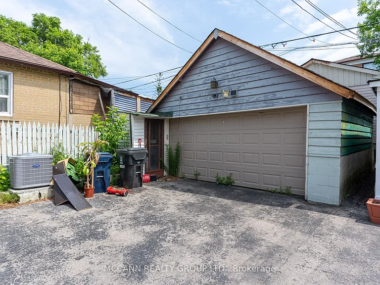 301 Robina Ave #BSMNT — Photo 14