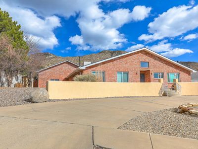 3800 Calle Castano NE, Albuquerque, NM, 87111