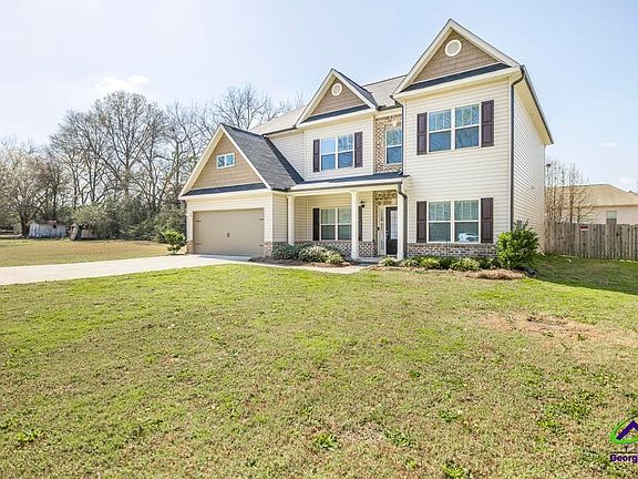 4th image of 360 Walker Rd