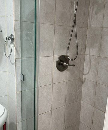 4th image of 297 Norway Ave #1F