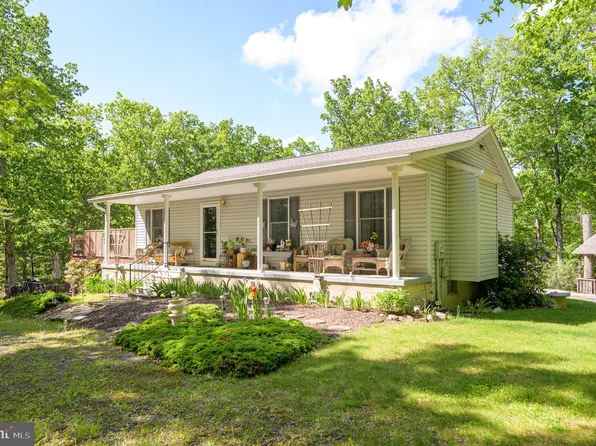 523 Zig Zag Ln, Inwood, WV 25428