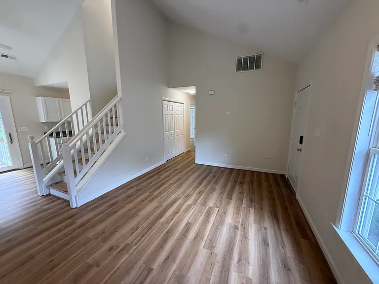9704 Purcell Rd — Photo 7