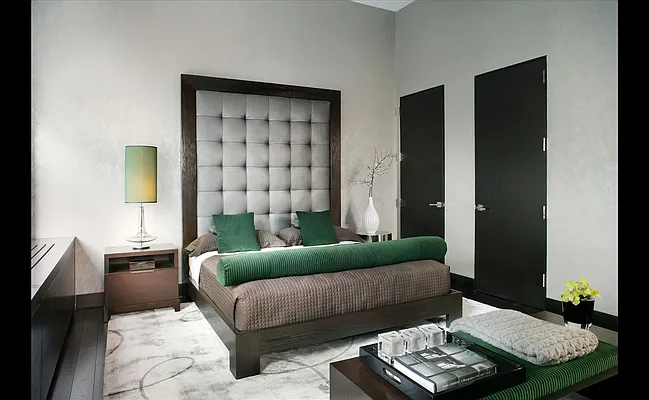Sold by Douglas Elliman | media 20