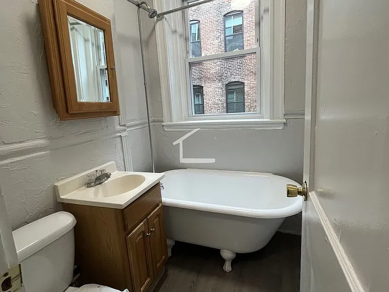 13 Royce Rd #12 — Photo 8