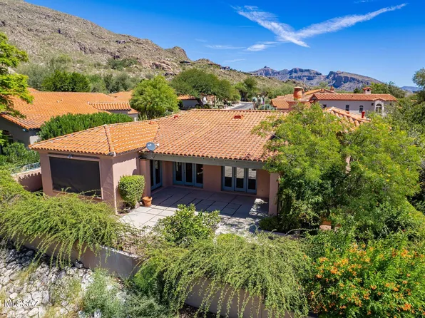 6487 N Desert Breeze Ct, Tucson, AZ 85750