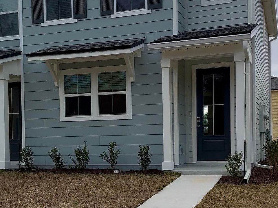 1st image of 167 HARROW Cove