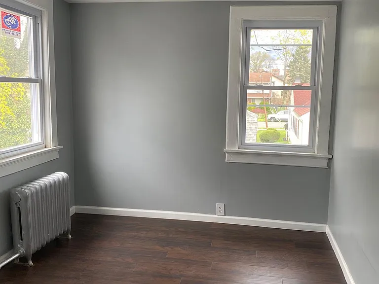 44 Arlington Ave — Photo 11