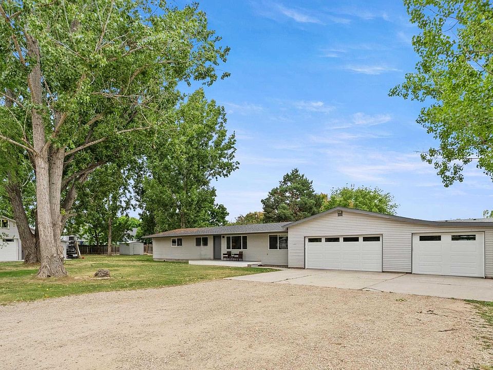1st image of 1114 N Dawn Dr