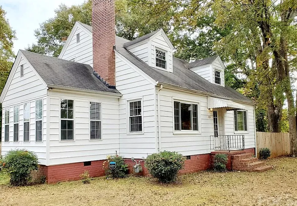 5 bed, 1975 sqft, $750 — Photo 1