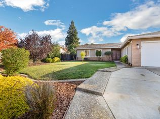 1205 Cresthaven Dr, Roseville, CA 95678