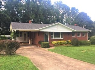 208 Peachtree St, Belmont, NC 28012