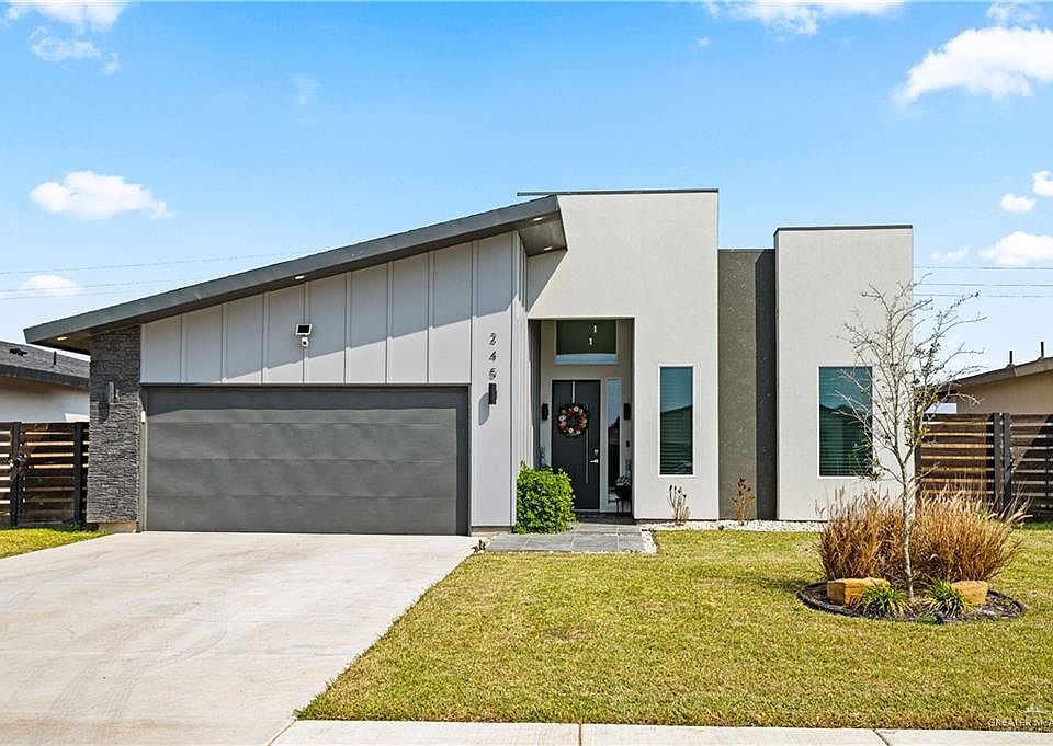 1st image of 245 Cameo Dr