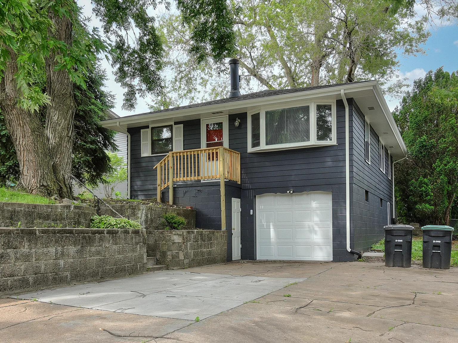 3 bed, 1583 sqft, $1,850 — Photo 2