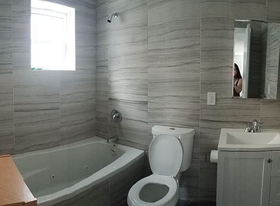 3rd image of 3638 Willett Ave
