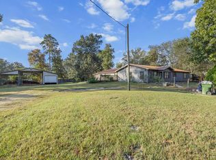 1767 N Willow Oak Rd, Gladewater, TX 75647
