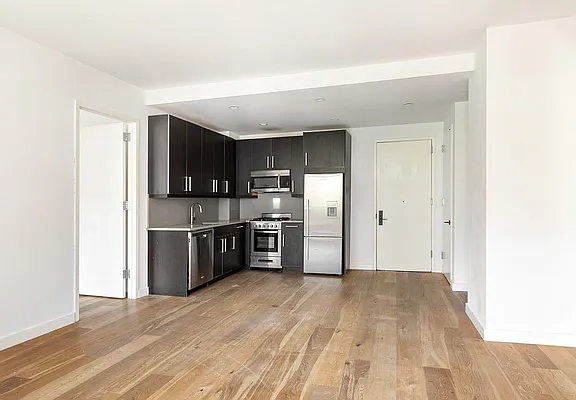 Rented by EXR | media 15