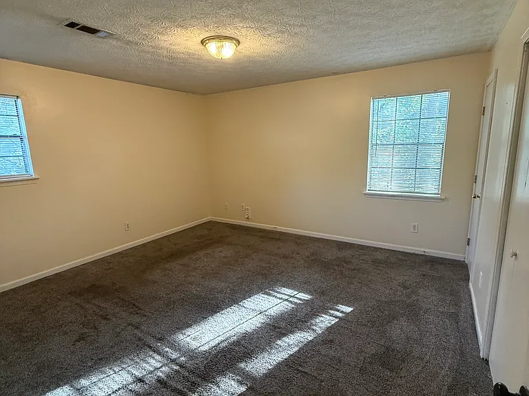 4047 Tanglewood Rd — Photo 12